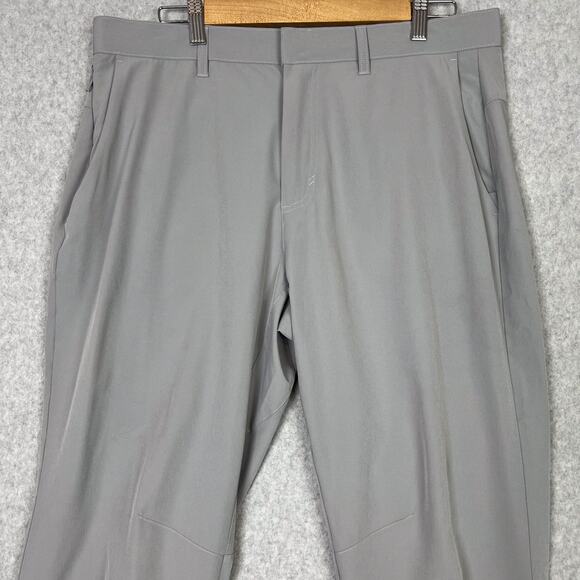 Fabletics Pants Mens 34x32 (Fits 36x30) Grey The Only Pant Performance Chino - Picture 2 of 11